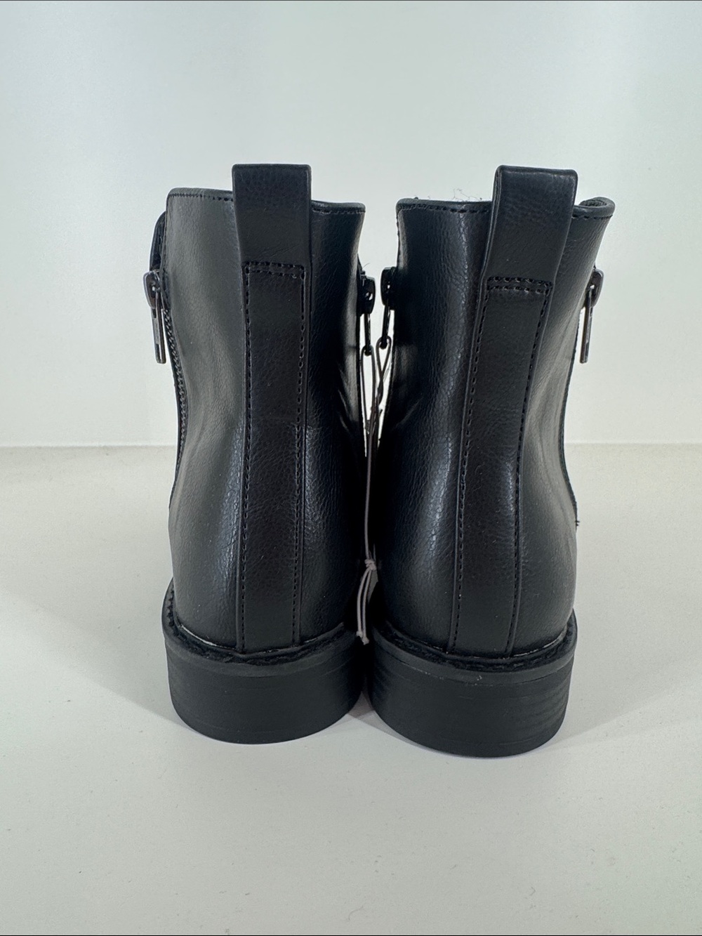 Universal Thread booties - Picture 3 of 5